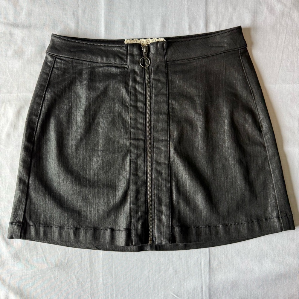 Altar’d State Faux Leather Mini Skirt‎ • Zip Front • Size S